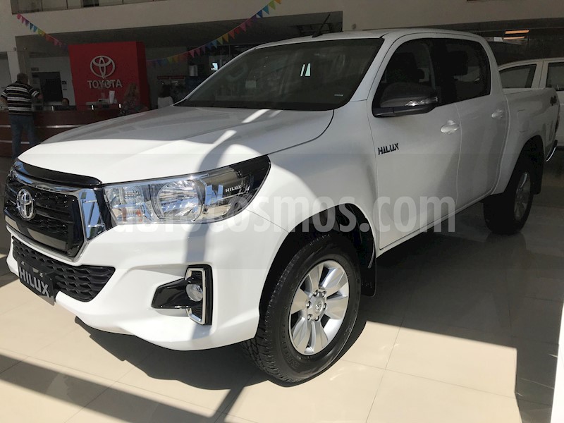 foto Toyota Hilux 2.8 4x4 SR TDi DC nuevo color A elección precio $2.582.800