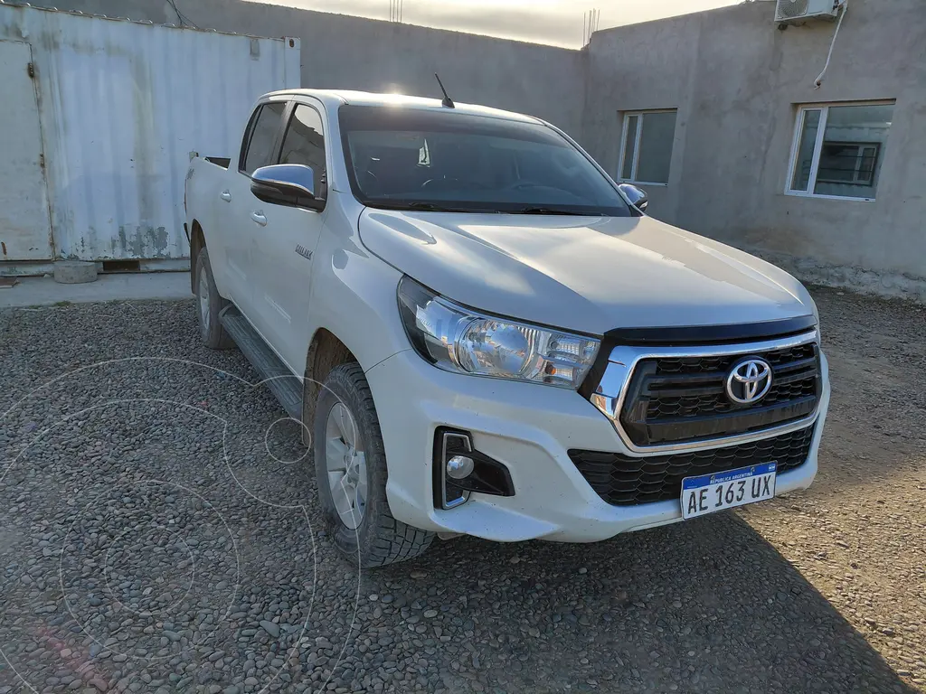 Toyota Hilux 4X4 Cabina Doble Srv 2.8 Tdi Aut (2755 Cc) 2020 - foto 2