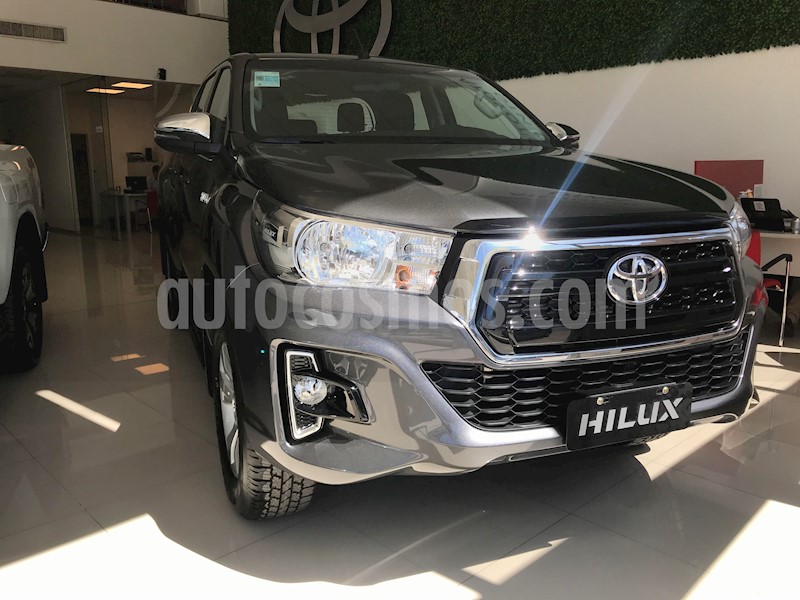 foto Toyota Hilux 2.8 4x4 SRV TDi DC nuevo color A elección precio $2.807.000