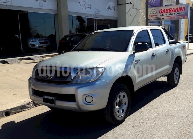 foto Toyota Hilux DLX 2.8 D/C 4x4 A/A - D/H usado