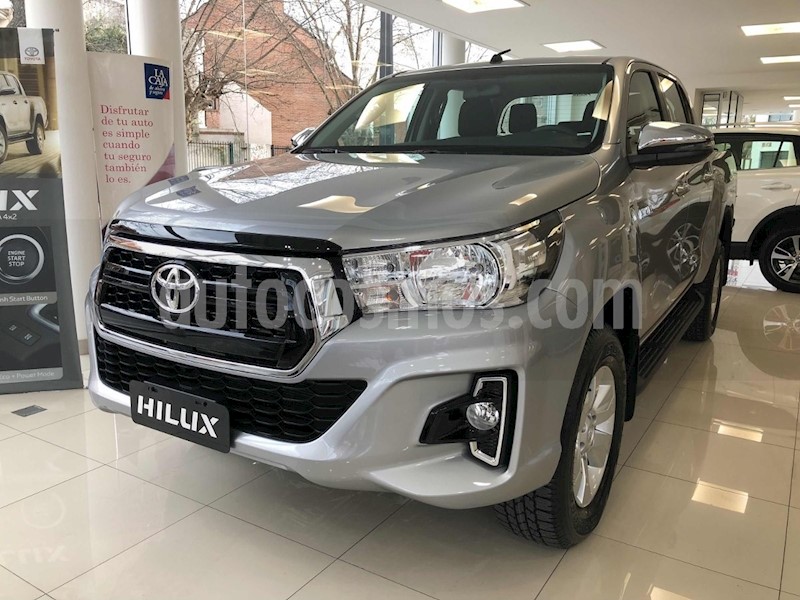foto Toyota Hilux Doble Cabina Pick-up 4x2 L4,2.4,8v A 1 3 usado