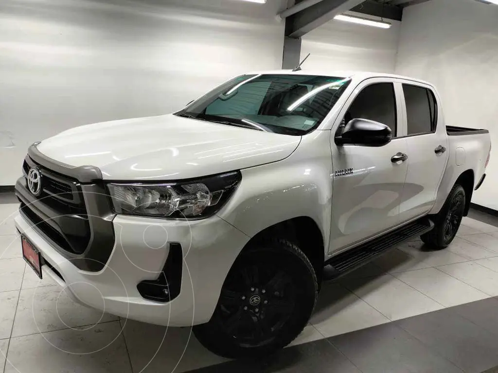 foto Toyota Hilux Cabina Doble SR financiado en mensualidades enganche $96,800 mensualidades desde $9,549