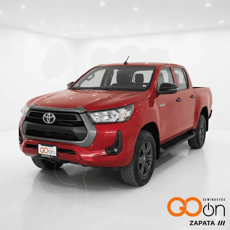 foto Toyota Hilux SR usado (2025) color TOY ROJO precio $550,000