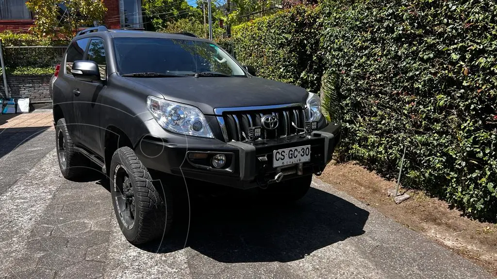 Toyota Land Cruiser Prado 2.7L TX-L 3P Usado (2011) Color Negro Precio ...