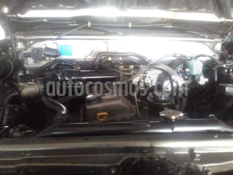 foto Toyota Meru 4x4 usado