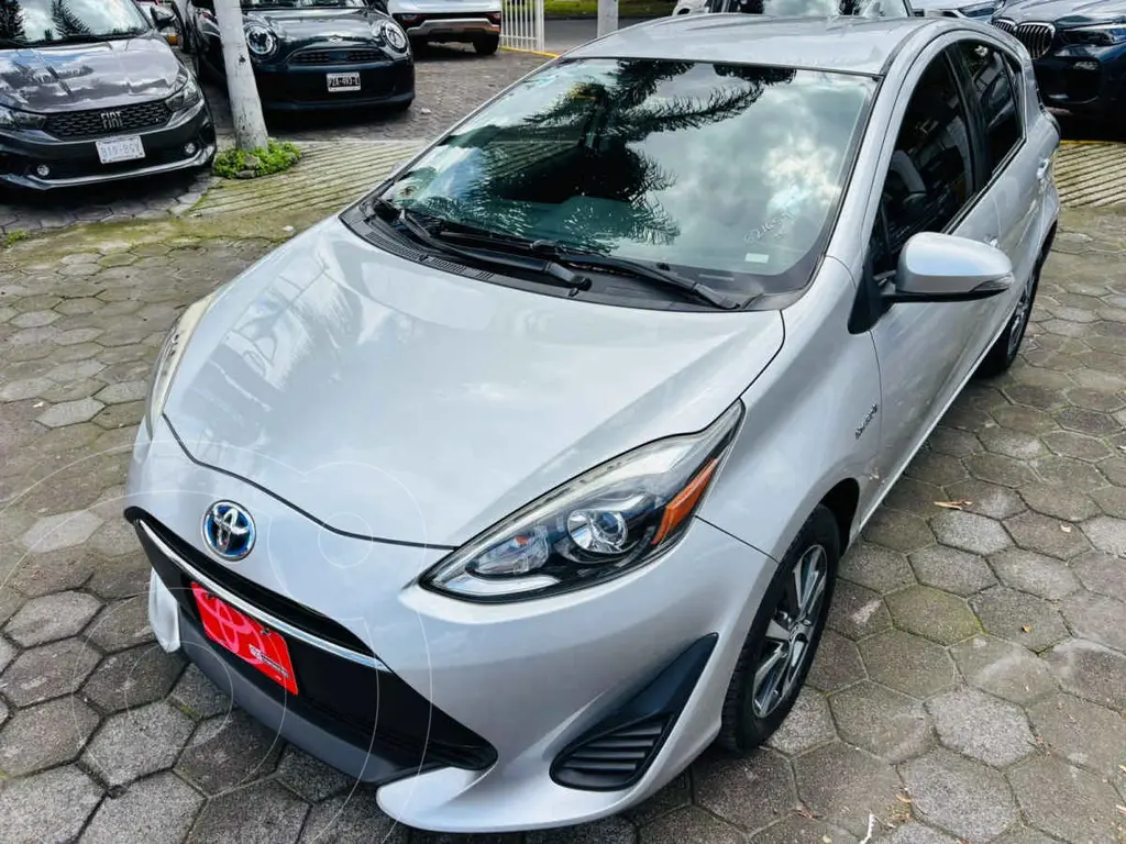 Toyota prius-c 15l (2019)