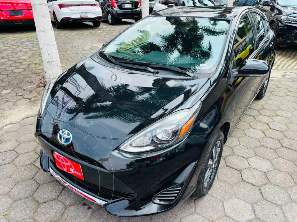 Toyota prius-c 15l (2021)