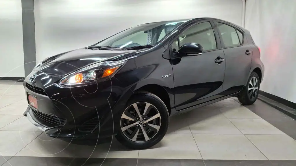 foto Toyota Prius C 1.5L usado (2021) color Negro precio $340,000