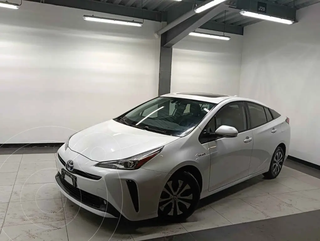 foto Toyota Prius Premium financiado en mensualidades enganche $84,700 mensualidades desde $8,356