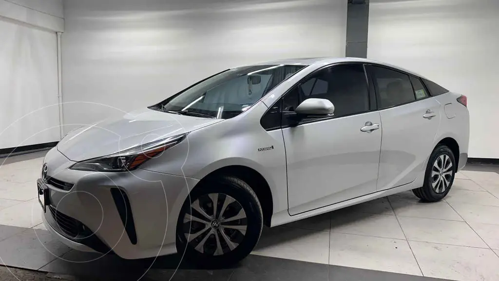 foto Toyota Prius Premium financiado en mensualidades enganche $79,200 mensualidades desde $7,813