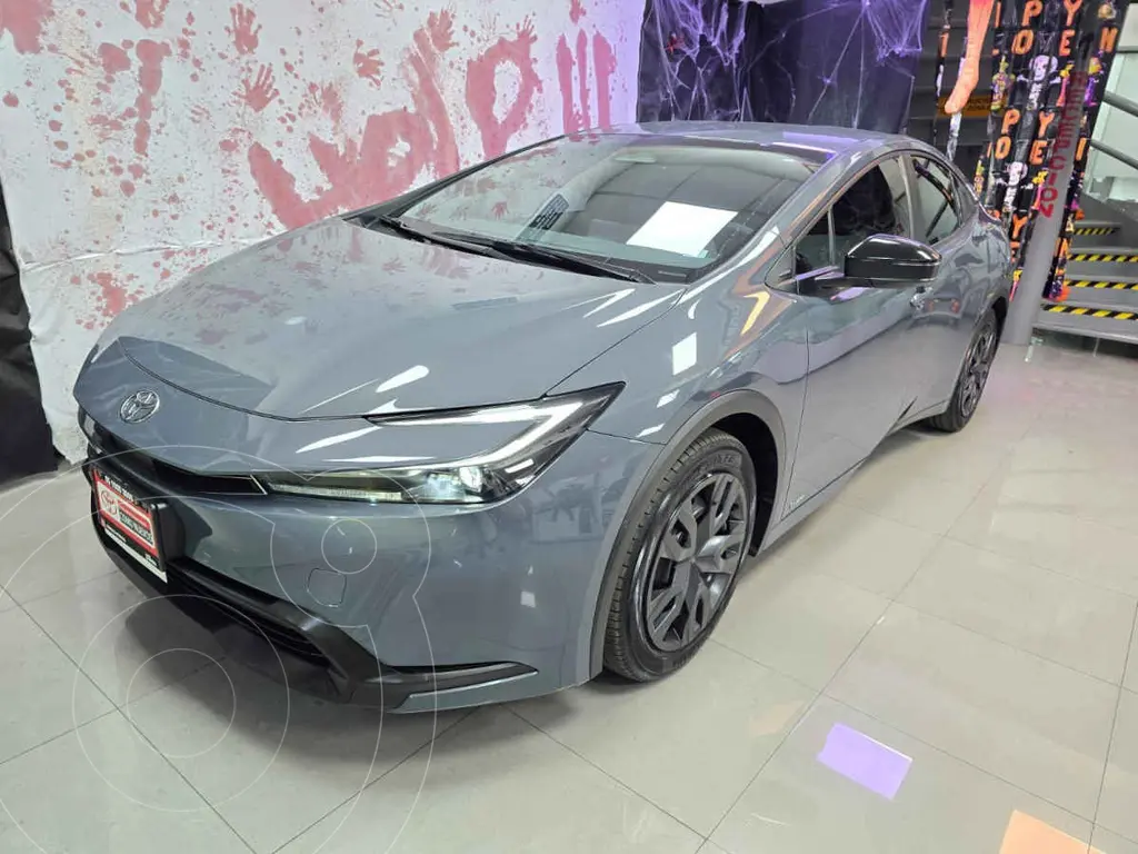 foto Toyota Prius Base usado (2024) color Gris precio $490,500