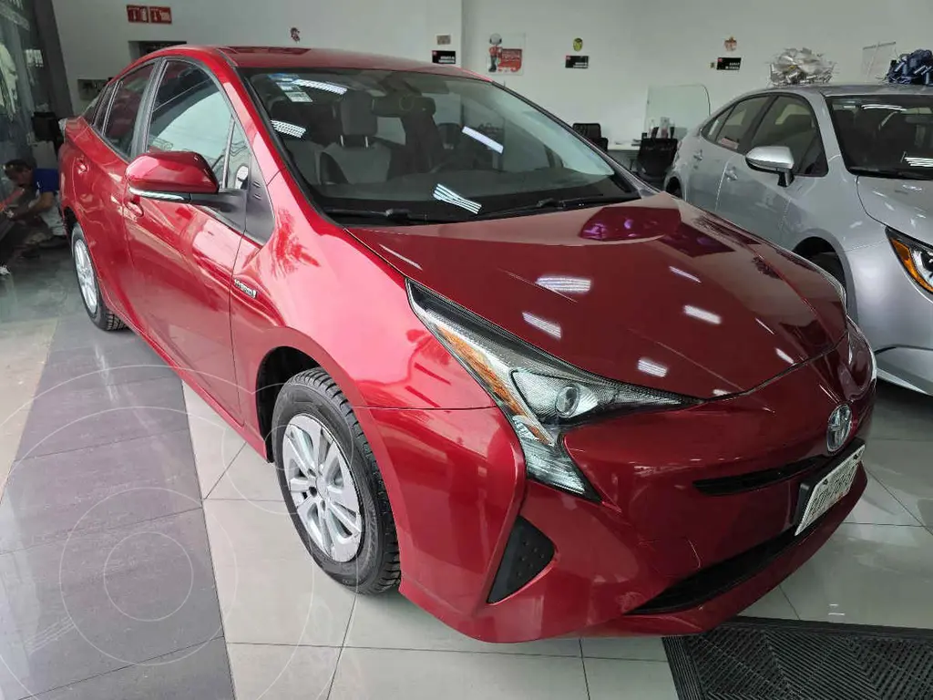 Toyota prius premium sr (2017)