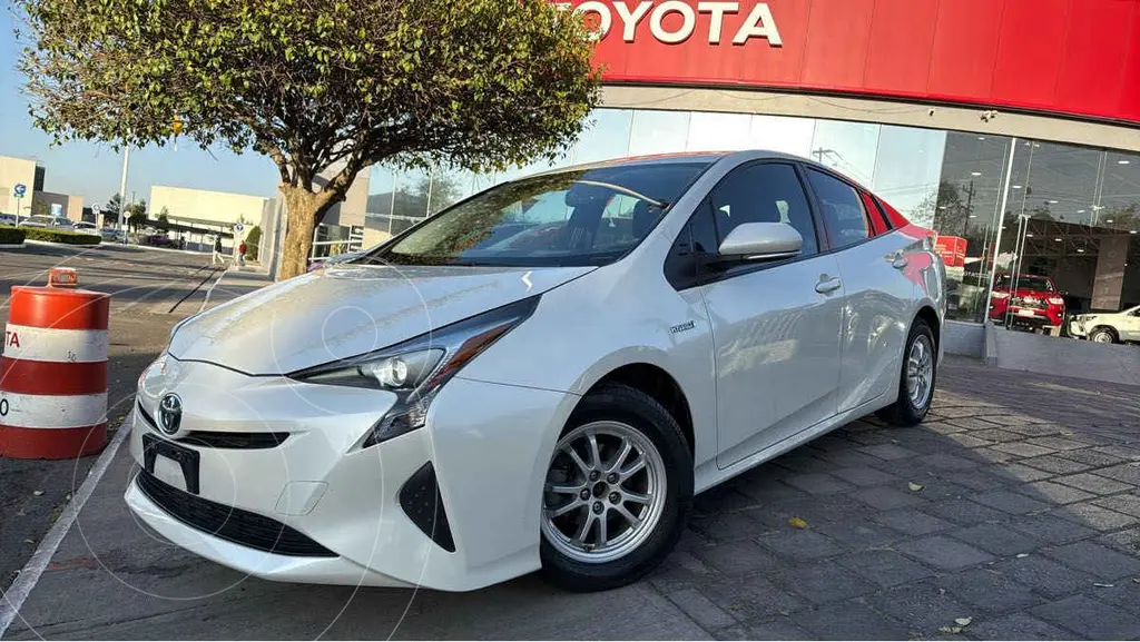 foto Toyota Prius Premium SR usado (2018) color Blanco precio $339,000