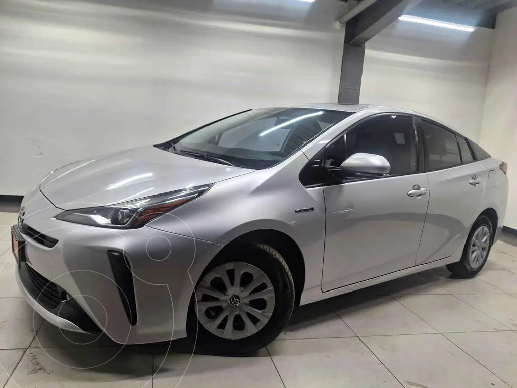 foto Toyota Prius Premium usado (2020) color Plata precio $350,000