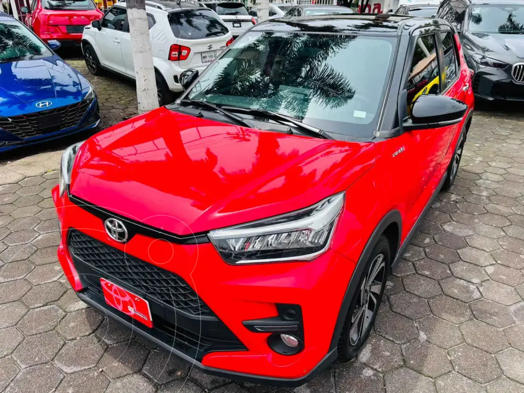 Toyota raize xle aut bi tono (2025)