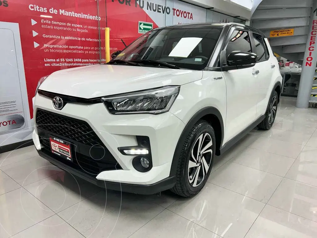 foto Toyota Raize XLE Aut Bi-Tono usado (2025) color Blanco precio $399,900