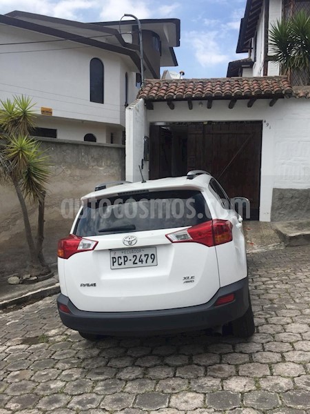 foto Toyota RAV 4 usado