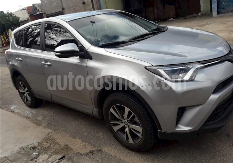 foto Toyota RAV4 2.0L 4x4 TD usado