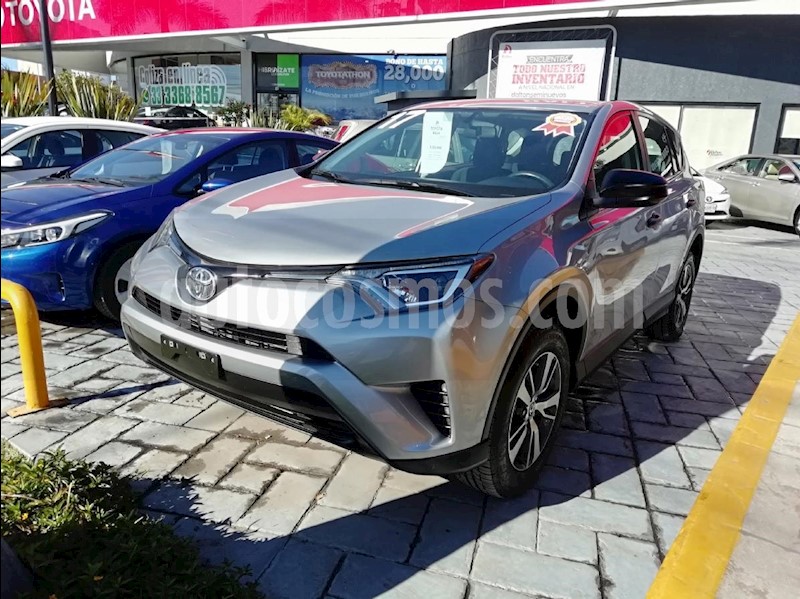 foto Toyota RAV4 LE usado
