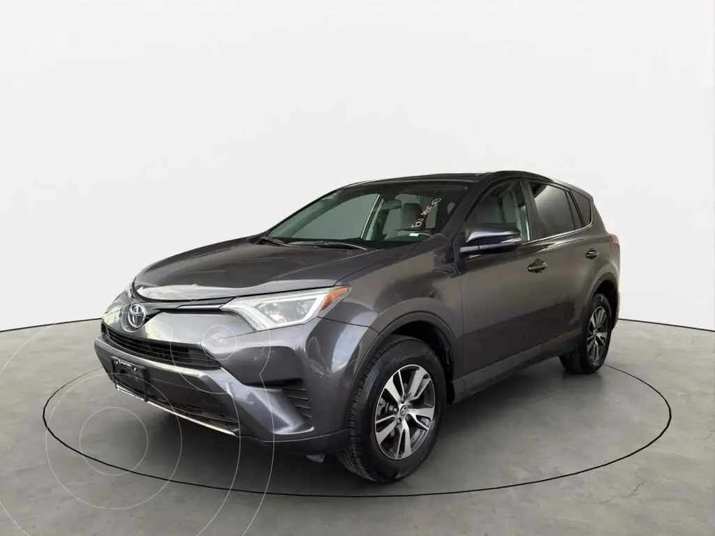 Toyota rav4 xle 4wd (2017)