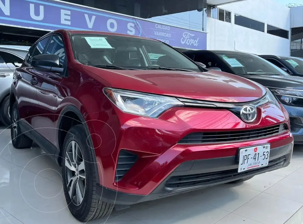 Toyota RAV4 LE 2018