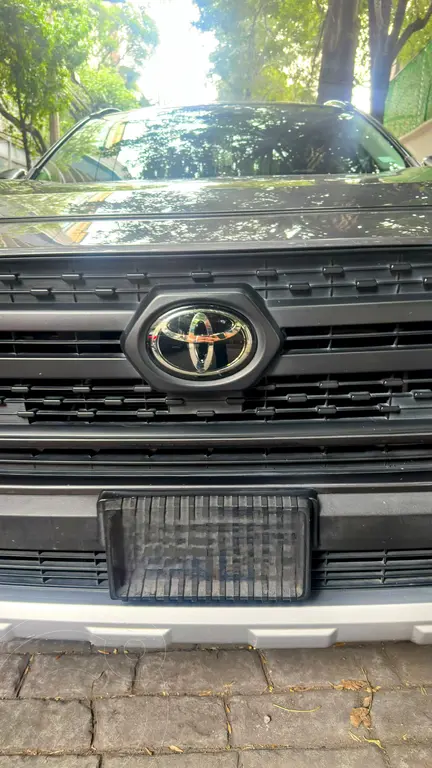 Toyota RAV4 Adventure 2023