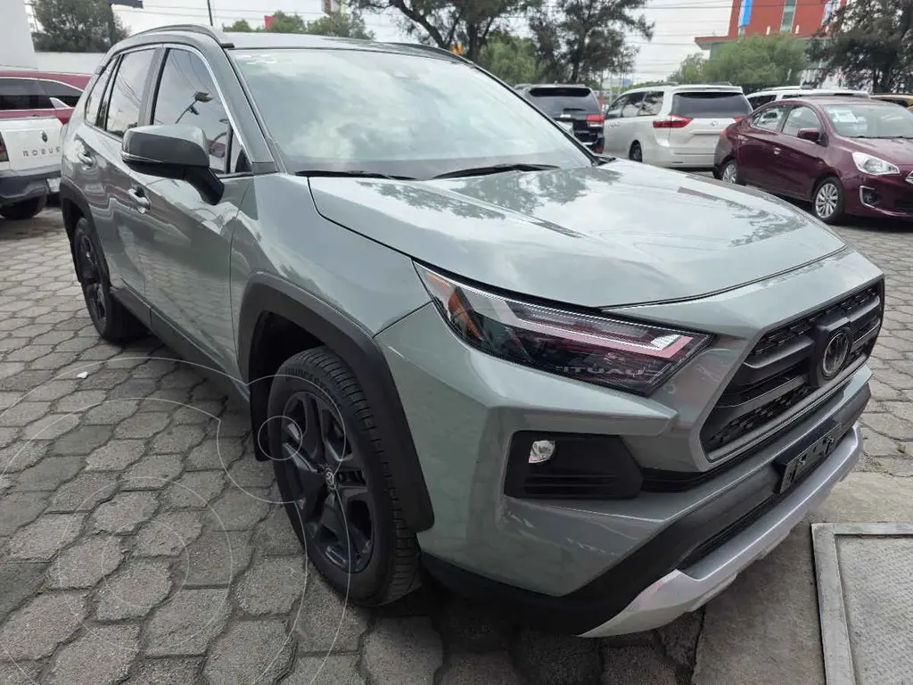 Toyota rav4 adventure (2022)