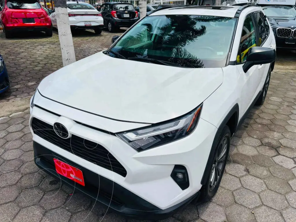 Toyota RAV4 XLE 2022