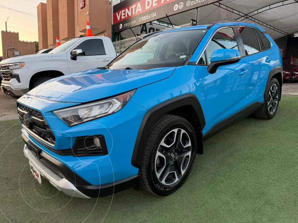 foto Toyota RAV4 Adventure usado (2021) color Blanco precio $529,999