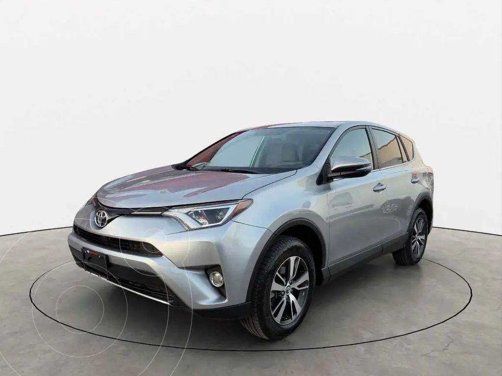 Toyota RAV4 XLE 2018