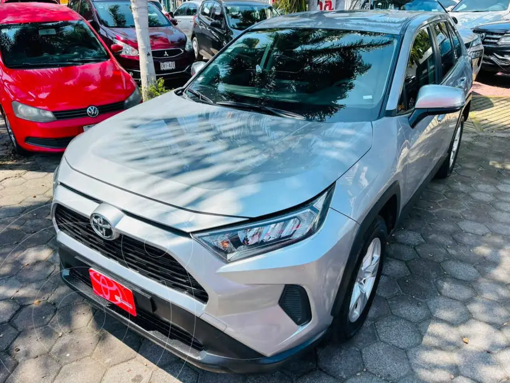 Toyota rav4 le (2019)