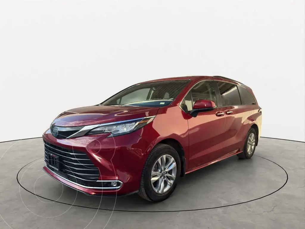 Toyota sienna-hev xle (2022)