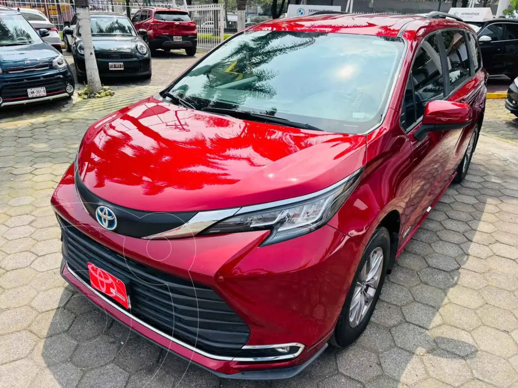 Toyota Sienna HEV XLE 2021