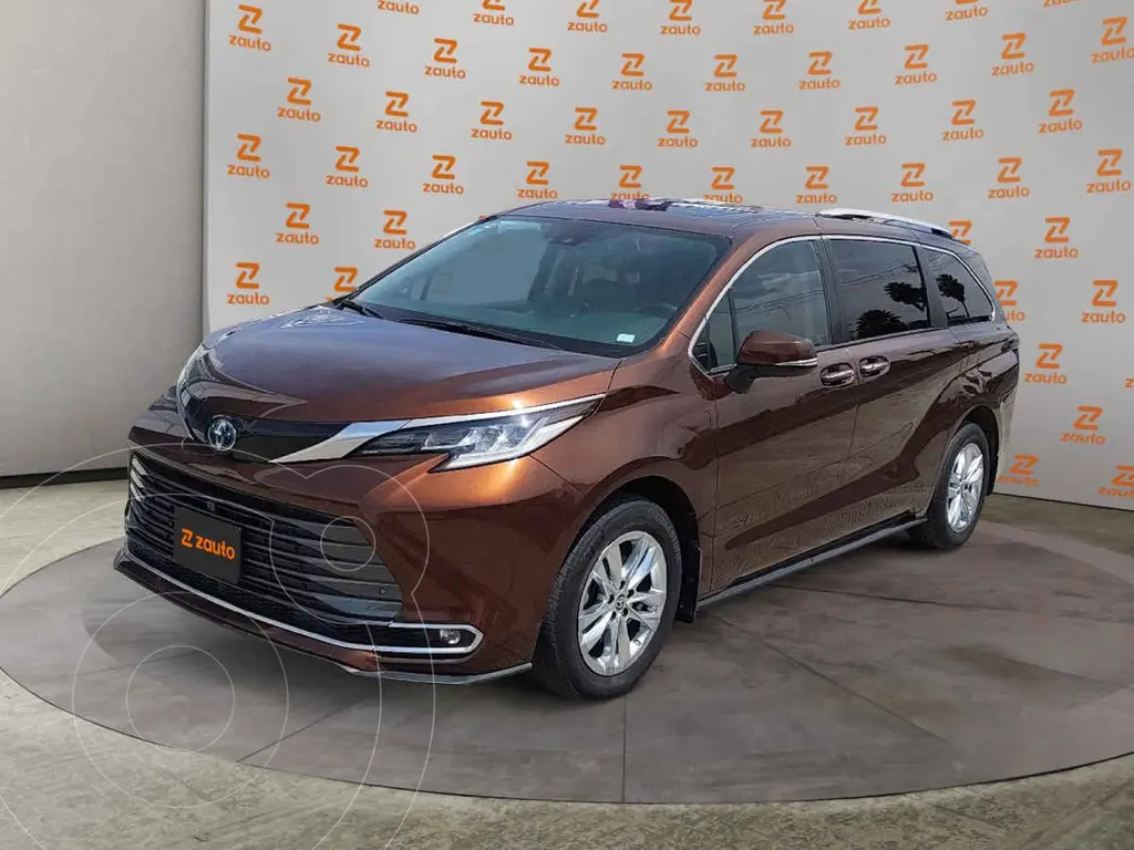 Toyota sienna-hev limited (2022)