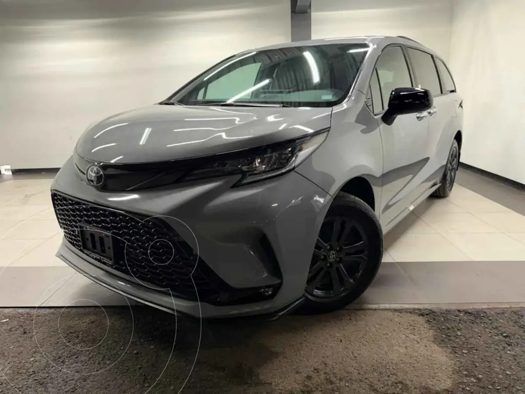 Toyota Sienna HEV XSE 2026