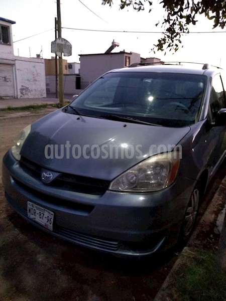 foto Toyota Sienna CE 3.3L usado