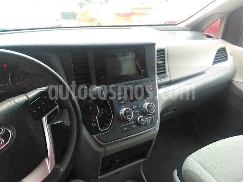 foto Toyota Sienna CE 3.5L usado