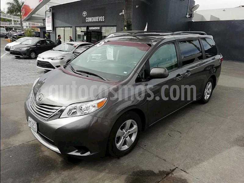 foto Toyota Sienna LE 3.5L usado