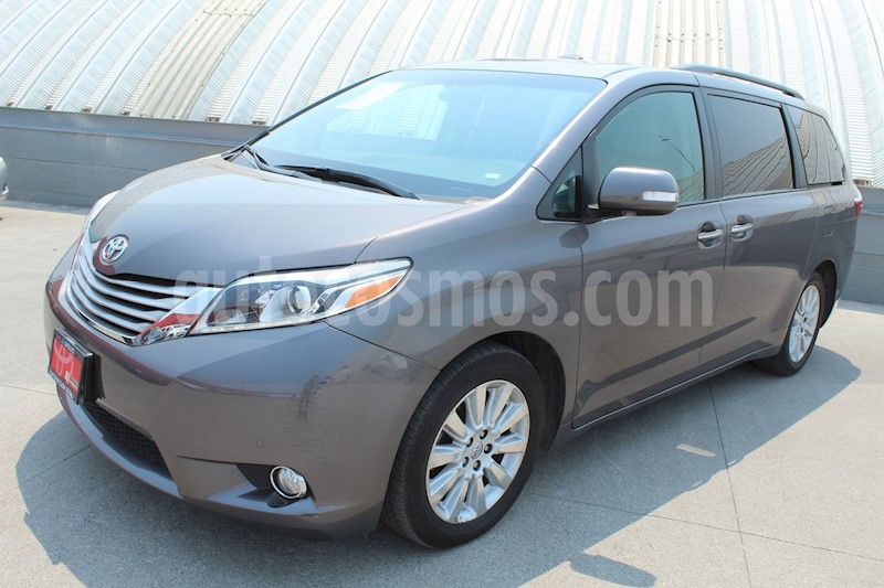 foto Toyota Sienna Limited 3.5L usado