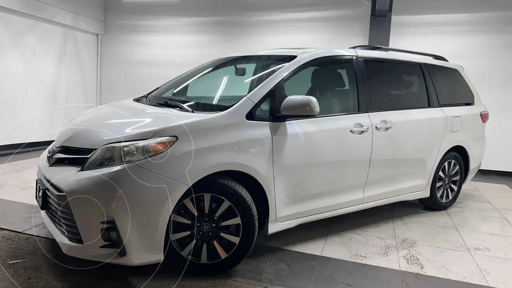 foto Toyota Sienna XLE 3.5L financiado en mensualidades enganche $91,300 mensualidades desde $9,007