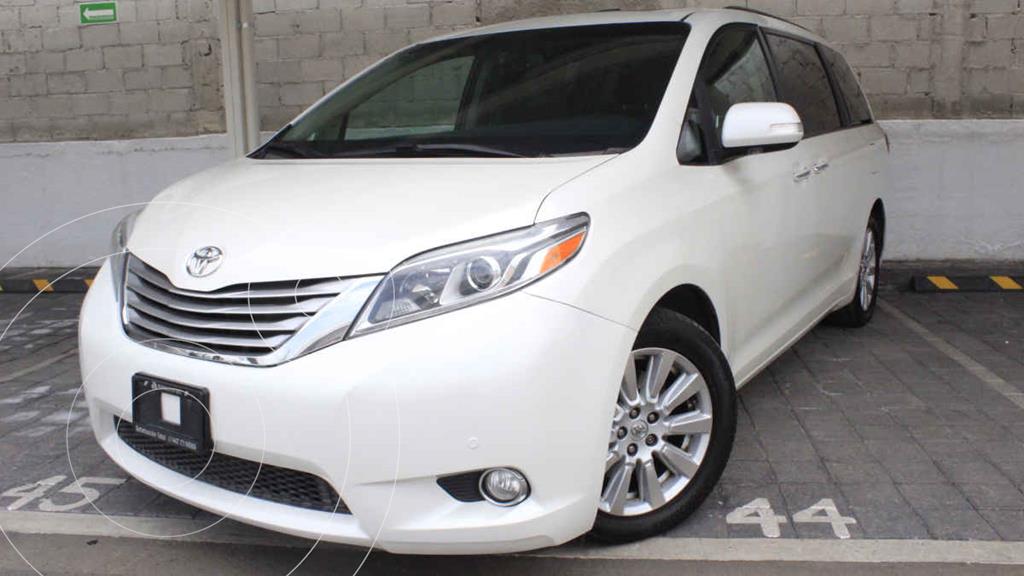 foto Toyota Sienna Limited 3.5L usado (2017) color Blanco precio $477,000