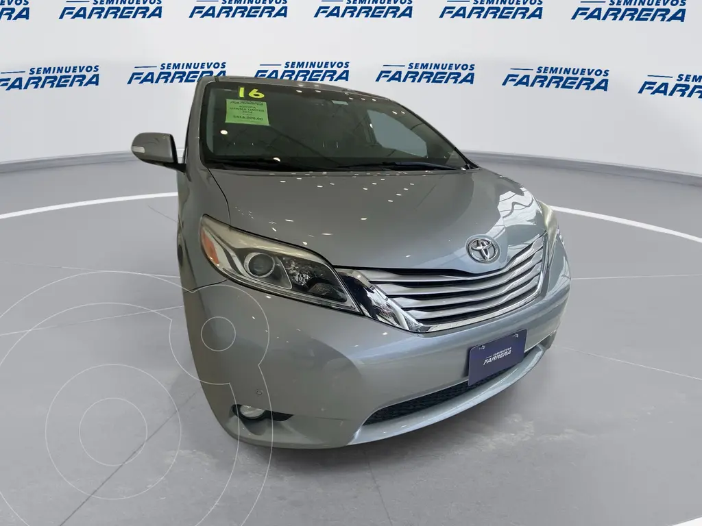 foto Toyota Sienna Limited 3.5L usado (2016) color Gris precio $395,000