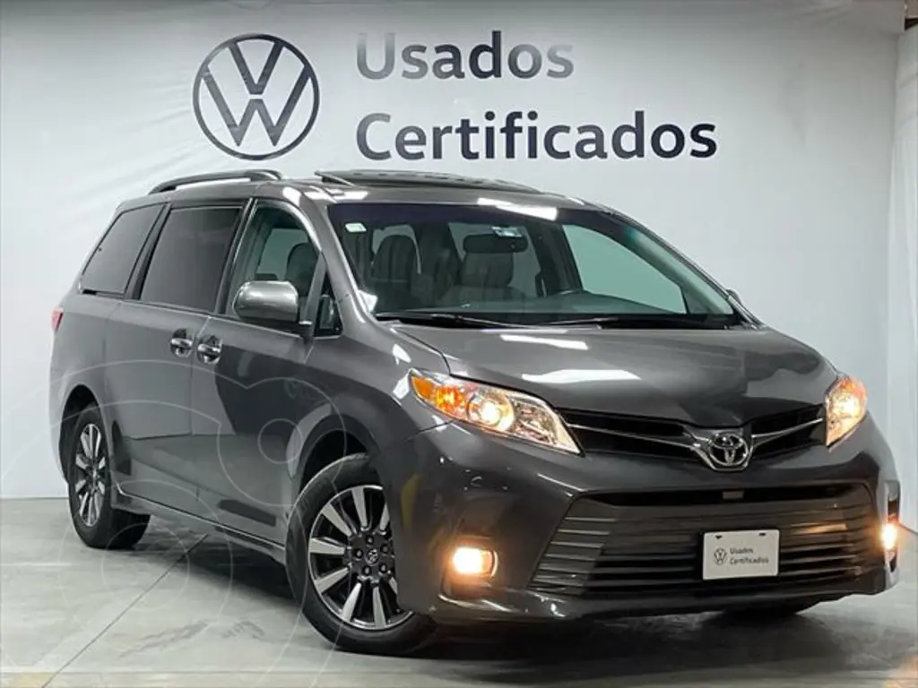 Toyota Sienna Xle 35l Piel Usado 2019 Color Gris Precio 569000 6510