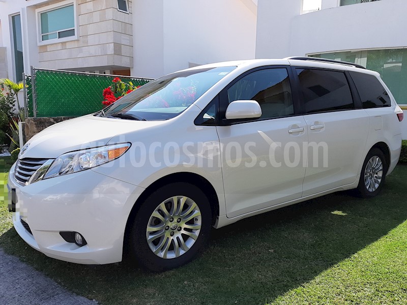 foto Toyota Sienna XLE 3.3L usado