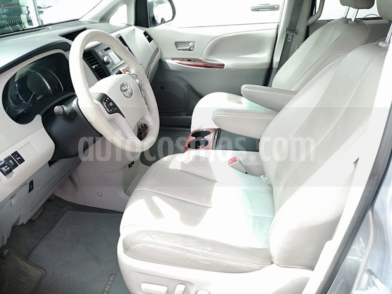 foto Toyota Sienna XLE 3.5L Piel usado