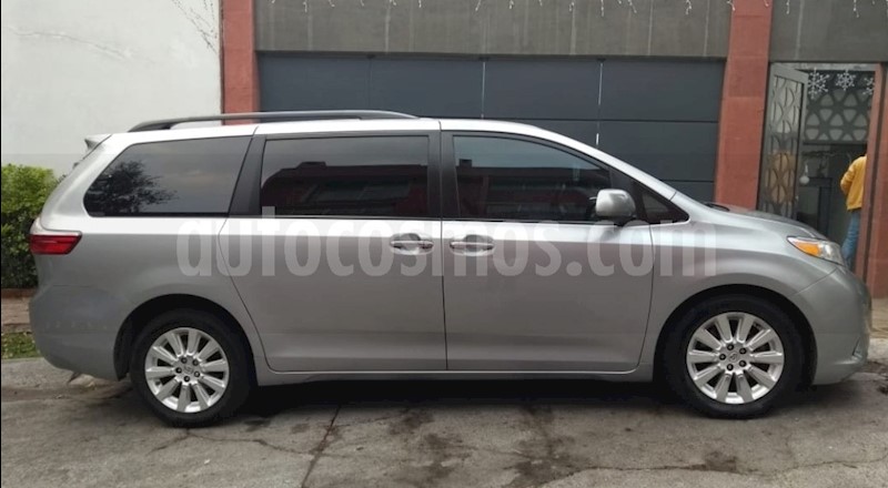 foto Toyota Sienna XLE 3.5L Piel usado
