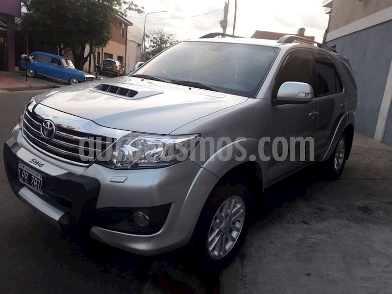 foto Toyota SW4 3.0 Cuero Aut usado