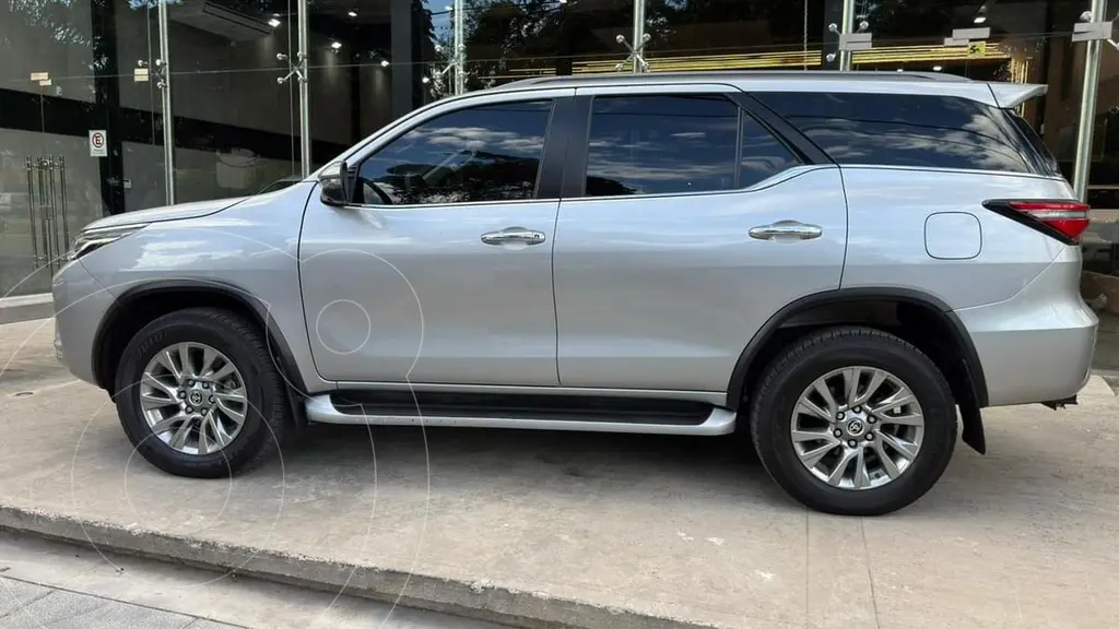Toyota Sw4 Hilux Sw4 Tdi Srx Aut L/21 2023 - foto 3