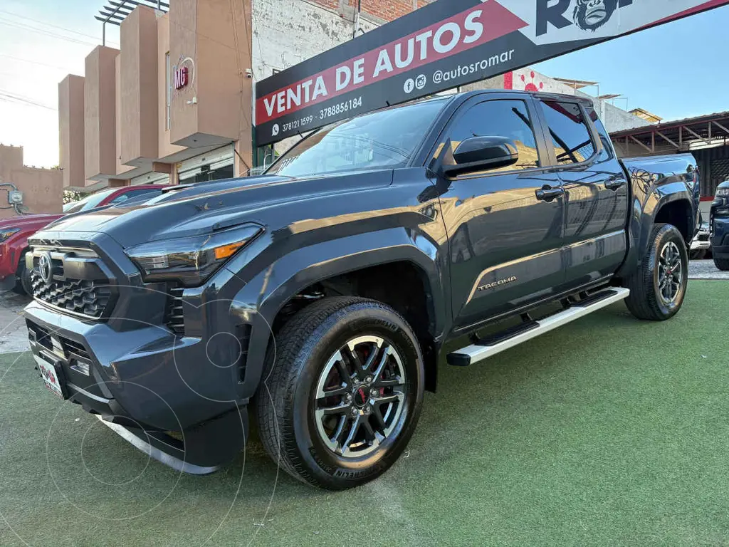 Toyota Tacoma TRD Sport 4x4 2025