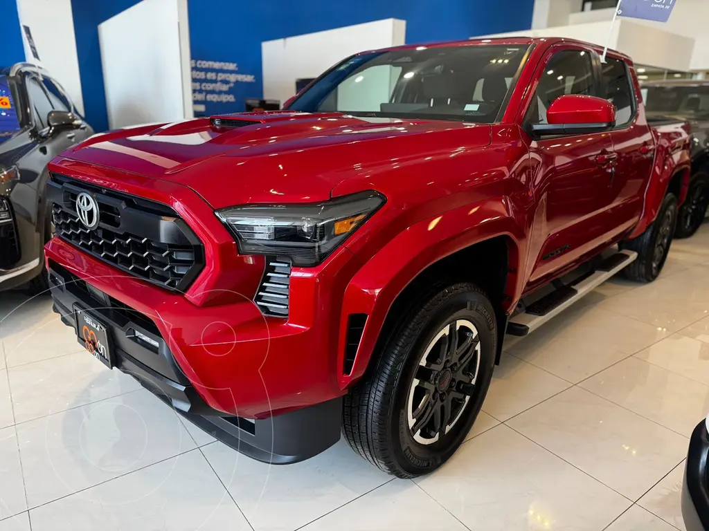 foto Toyota Tacoma TRD Sport 4x2 financiado en mensualidades enganche $253,152 mensualidades desde $19,358